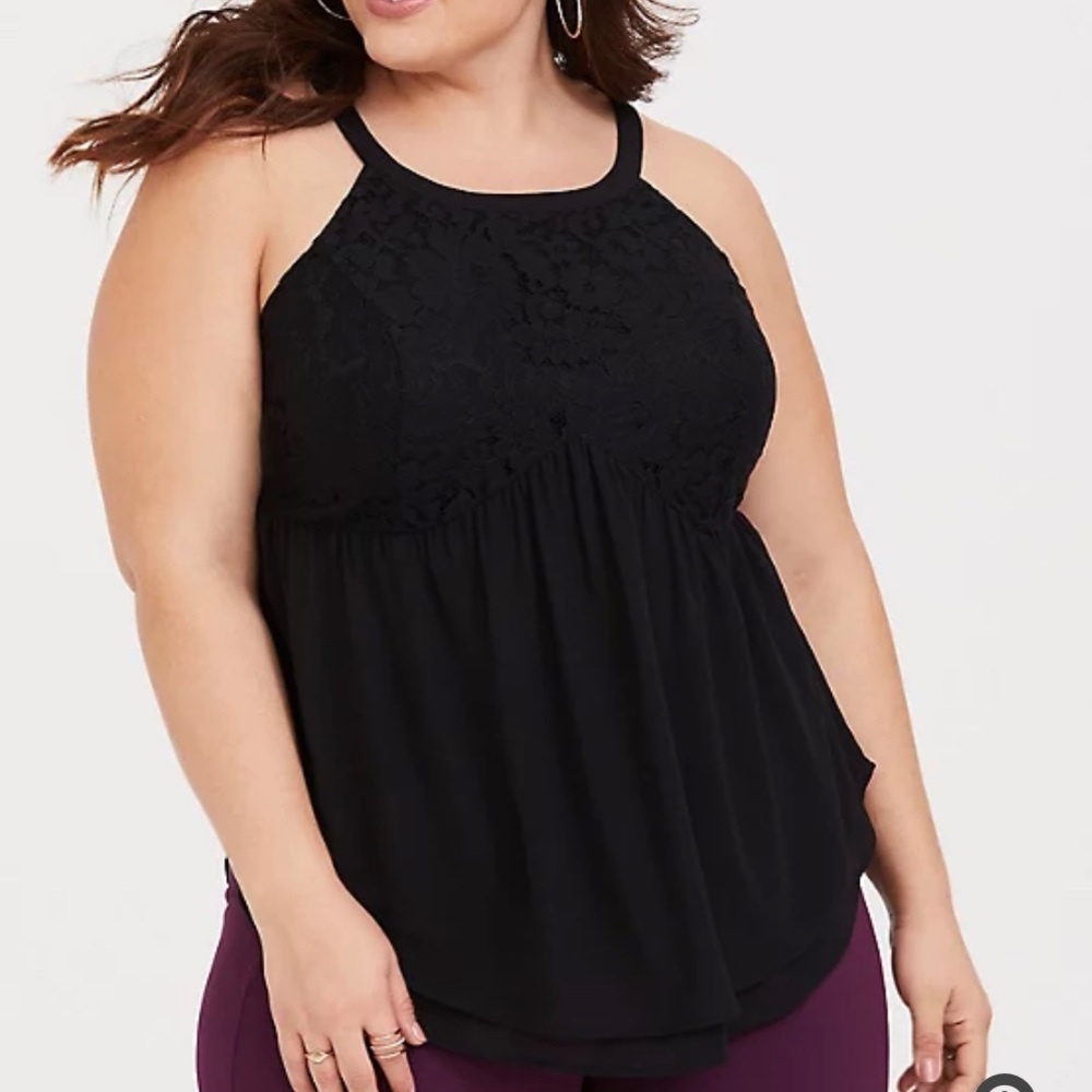 Torrid NWT sleeveless peplum top w/ lace detail